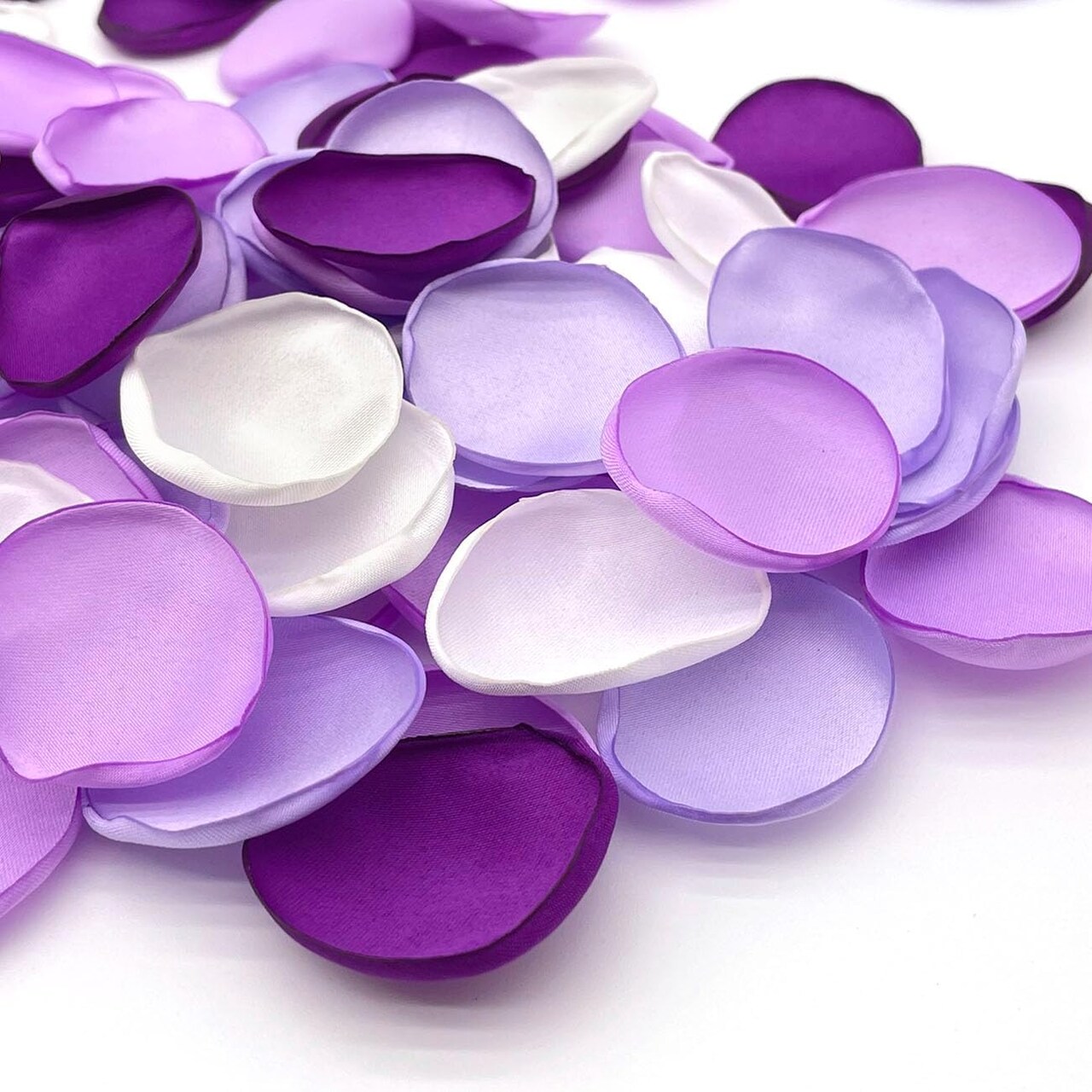Rose Petals for Wedding Decor Lavender Purple Silk Petals Flower Girl Scatter Petals for Aisle Table Centerpieces Reception, Bridal Shower Proposal Party Romantic Night